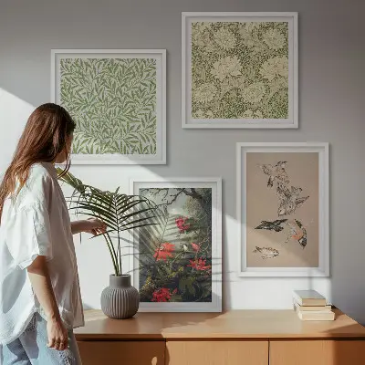 Blumen und Vögel in natürlicher Umgebung als gerahmtes Polyptychon