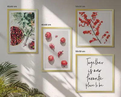 Polyptychon mit Rahmen minimalistische Darstellung roter Früchte von Pflanzen