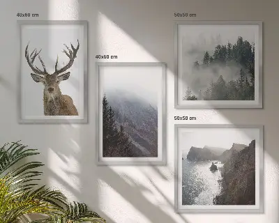 Wanddeko-Set Berglandschaft mit Nebel und Hirsch