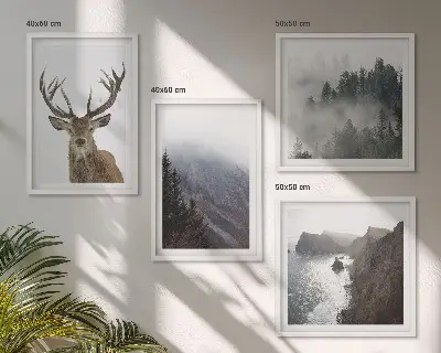 Wanddeko-Set Berglandschaft mit Nebel und Hirsch