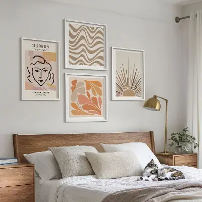 Polyptychon mit Rahmen in sonnigen Boho-Pastelltönen