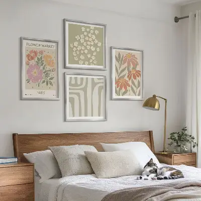 Wanddeko-Set mit botanischen Motiven im Pariser Minimalismus-Stil