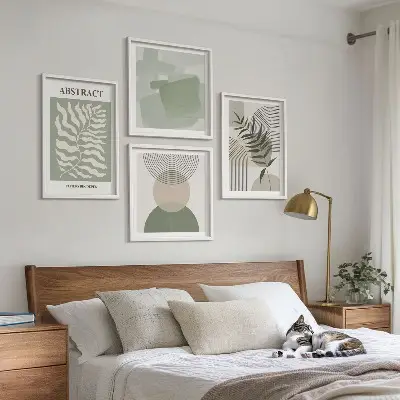 Botanische Boho-Abstraktionen als gerahmtes Polyptychon