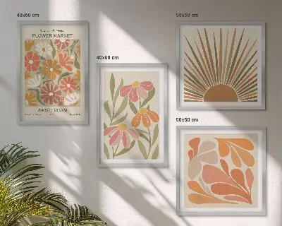 Pastellfarbene Sonnenblumen als gerahmtes Polyptychon