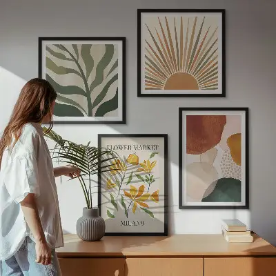 Abstrakte Blumenmotive als Polyptychon mit Rahmen