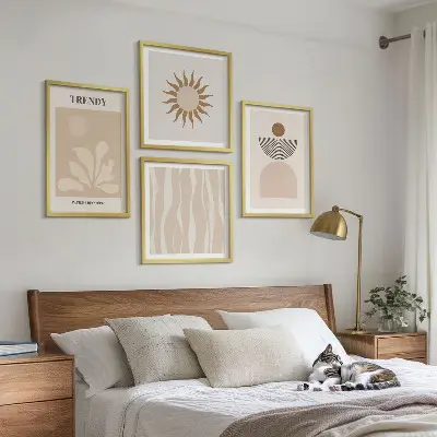 Abstraktes Wandbild in Beigetönen als fünfteiliges Set mit Rahmen
