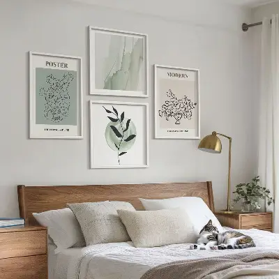 Blumen in einer modernen Vase als Polyptychon mit Rahmen