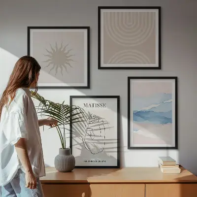 Polyptychon mit Rahmen linien, wellen und pastellfarben im minimalistischen stil