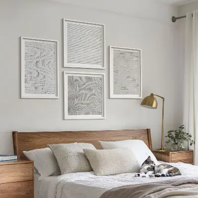 Polyptychon mit Rahmen mit geometrischem Sandmuster