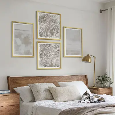 Polyptychon mit Rahmen mit abgenutzten Texturen im modernen Stil