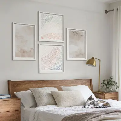 Aquarellblätter in Pastellfarben als mehrteiliges Wandbild mit Rahmen