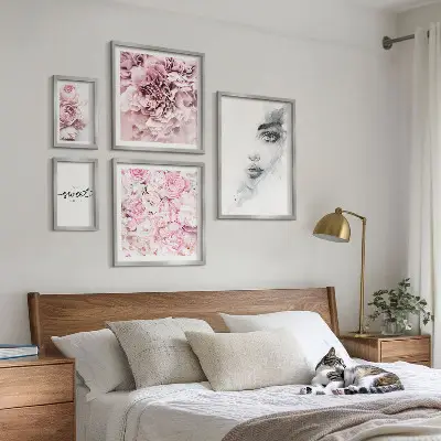 Bilderset für das Sofa mit floralem Motiv für ein gemütliches Zuhause