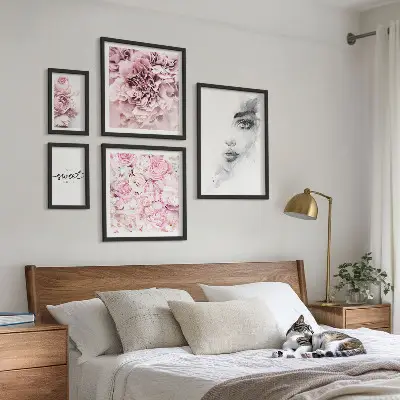 Bilderset für das Sofa mit floralem Motiv für ein gemütliches Zuhause