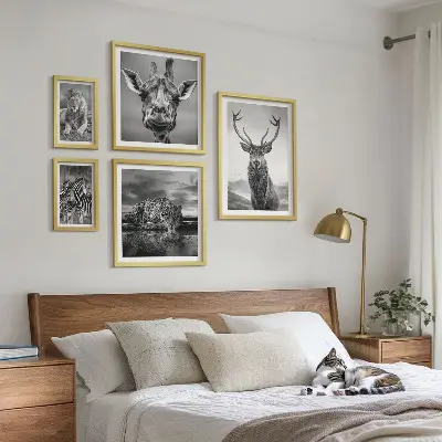 Bildergalerieset für die Wand mit Motiven von Tieren in Schwarz-Weiß