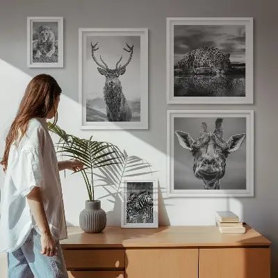 Bildergalerieset für die Wand mit Motiven von Tieren in Schwarz-Weiß