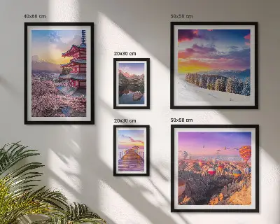 Wandbilder-Set mit asiatischen Bergen und Blumen Motiven