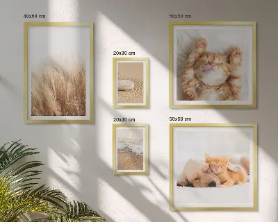 Modernes Wandbilder-Set mit niedlichen Tierlandschaften