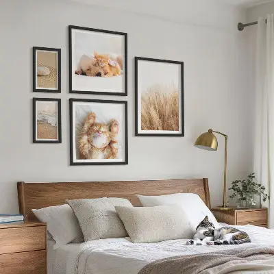 Modernes Wandbilder-Set mit niedlichen Tierlandschaften