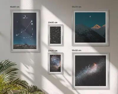 Modernes Wandbilder-Set mit dem Motiv Konstellationen kosmischer Landschaften