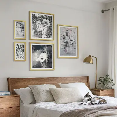 Bilderset fürs Sofa abstrakte Blumen und modernes Porträt