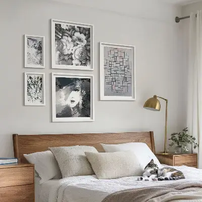 Bilderset fürs Sofa abstrakte Blumen und modernes Porträt