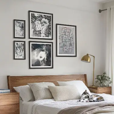 Bilderset fürs Sofa abstrakte Blumen und modernes Porträt
