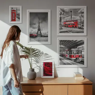 Modernes Wandbilder-Set mit architektonischen Ikonen und Fahrzeugen