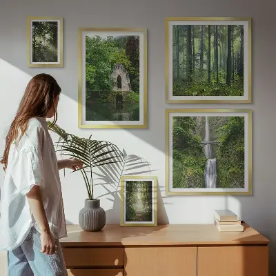 Modernes Wandbilderset mit grünen Wäldern und Wasserfällen aus der Natur
