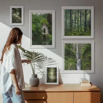 Modernes Wandbilderset mit grünen Wäldern und Wasserfällen aus der Natur