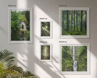 Modernes Wandbilderset mit grünen Wäldern und Wasserfällen aus der Natur