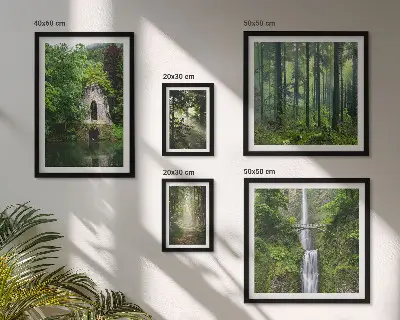 Modernes Wandbilderset mit grünen Wäldern und Wasserfällen aus der Natur