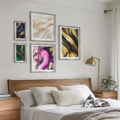 Bildergalerie-Set für die Wand mit abstrakten modernen Mustern