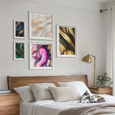 Bildergalerie-Set für die Wand mit abstrakten modernen Mustern