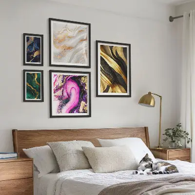 Bildergalerie-Set für die Wand mit abstrakten modernen Mustern
