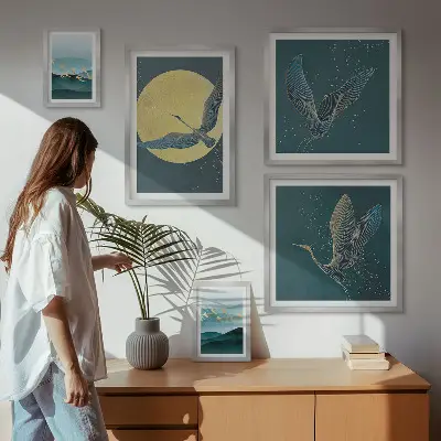 Modernes Wandbilder-Set mit Motiven von Landschaften, Vögeln und dem Nachthimmel