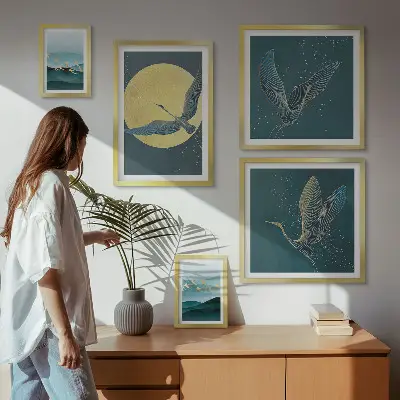 Modernes Wandbilder-Set mit Motiven von Landschaften, Vögeln und dem Nachthimmel