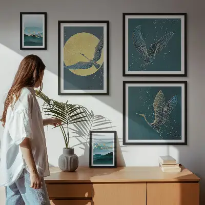 Modernes Wandbilder-Set mit Motiven von Landschaften, Vögeln und dem Nachthimmel