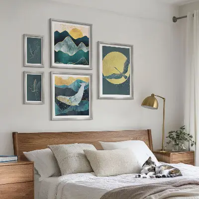 Bildergalerie-Set für die Wand mit Vögeln und Bergen im modernen Stil