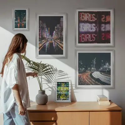 Bildergalerie-Set für die Wand moderne Stadtansicht bei Nacht mit Neonlicht