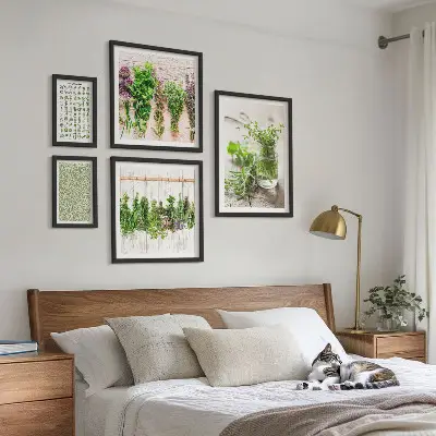 Bilderset fürs Sofa mit Inspirationen für Kräuterdekorationen