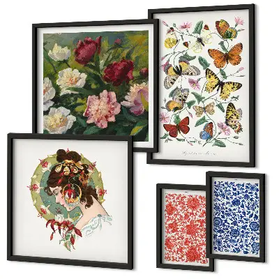 Modernes Wandbilder-Set mit Blumen, Schmetterlingen und Vintage-Dekorationen