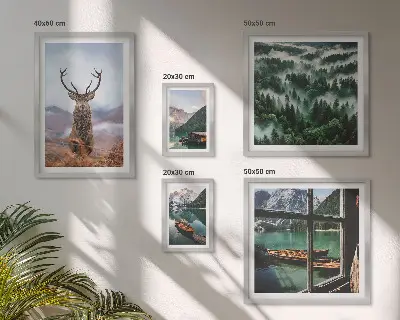 Modernes Wandbilder-Set mit Motiven aus der Natur, von Wildtieren und Bergen
