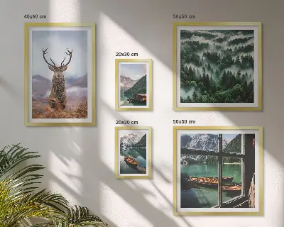 Modernes Wandbilder-Set mit Motiven aus der Natur, von Wildtieren und Bergen