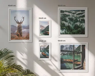 Modernes Wandbilder-Set mit Motiven aus der Natur, von Wildtieren und Bergen