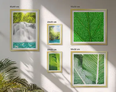 Modernes Wandbilder-Set mit tropischen Palmenwasserfällen