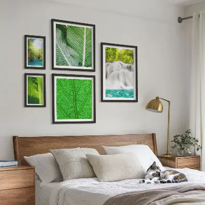 Modernes Wandbilder-Set mit tropischen Palmenwasserfällen
