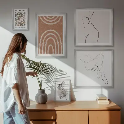 Bildergalerie-Set für die Wand mit stilvollen abstrakten Figuren