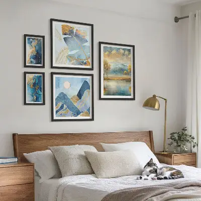 Modernes Wandbilder-Set mit stilvollen Bergpflanzenlandschaften