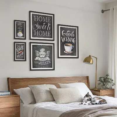 Modernes Wandbilder-Set mit rustikalen Kaffee-Inspirationen