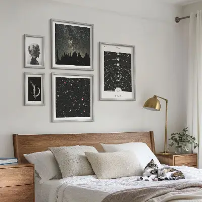 Wandbilder-Set mit kosmischen Galaxie-Motiven